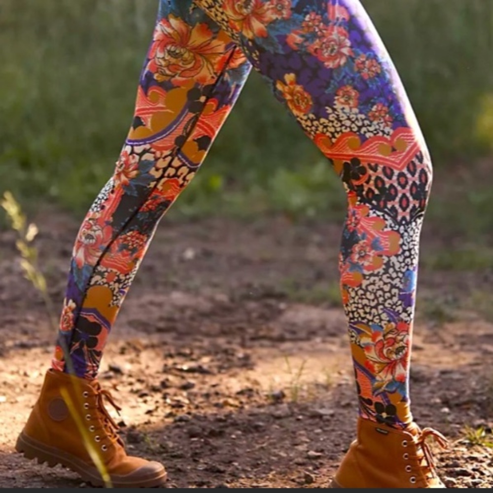 EUC Free People Movement Wild Garden Leggings Size L